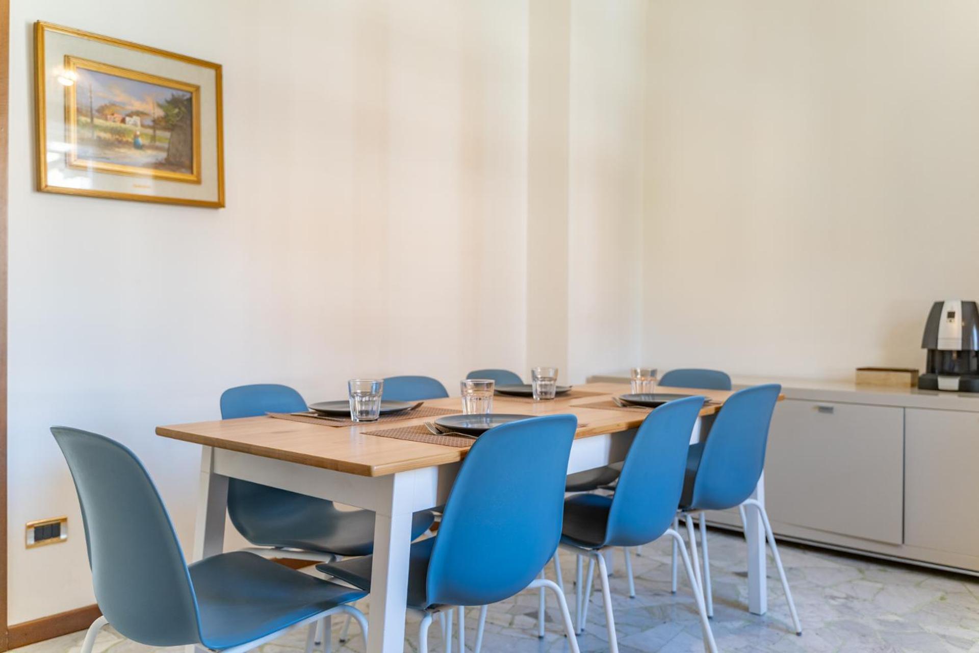 Spacious Apartment With Panoramic Views In Lecco Esterno foto